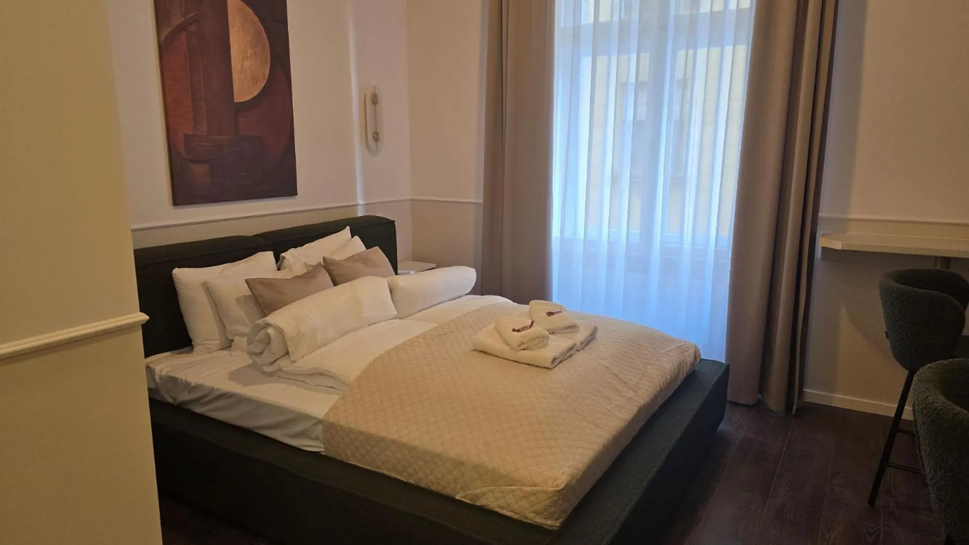 V15 Luxury Apartments In The Heart Of Boedapest 0*,