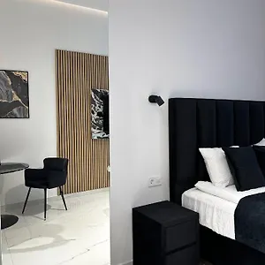 V21 Luxury Apartment