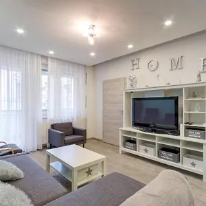 Victor Hugo Apartment
