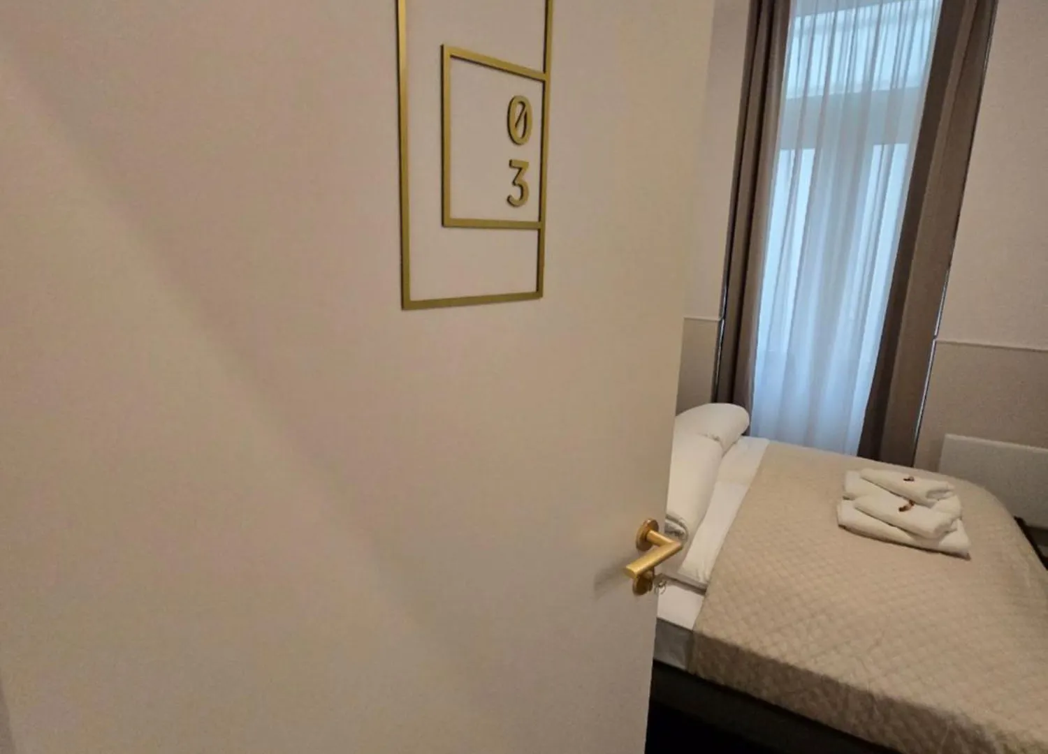 V15 Luxury Apartments In The Heart Of Budapest 0*,  Hungary