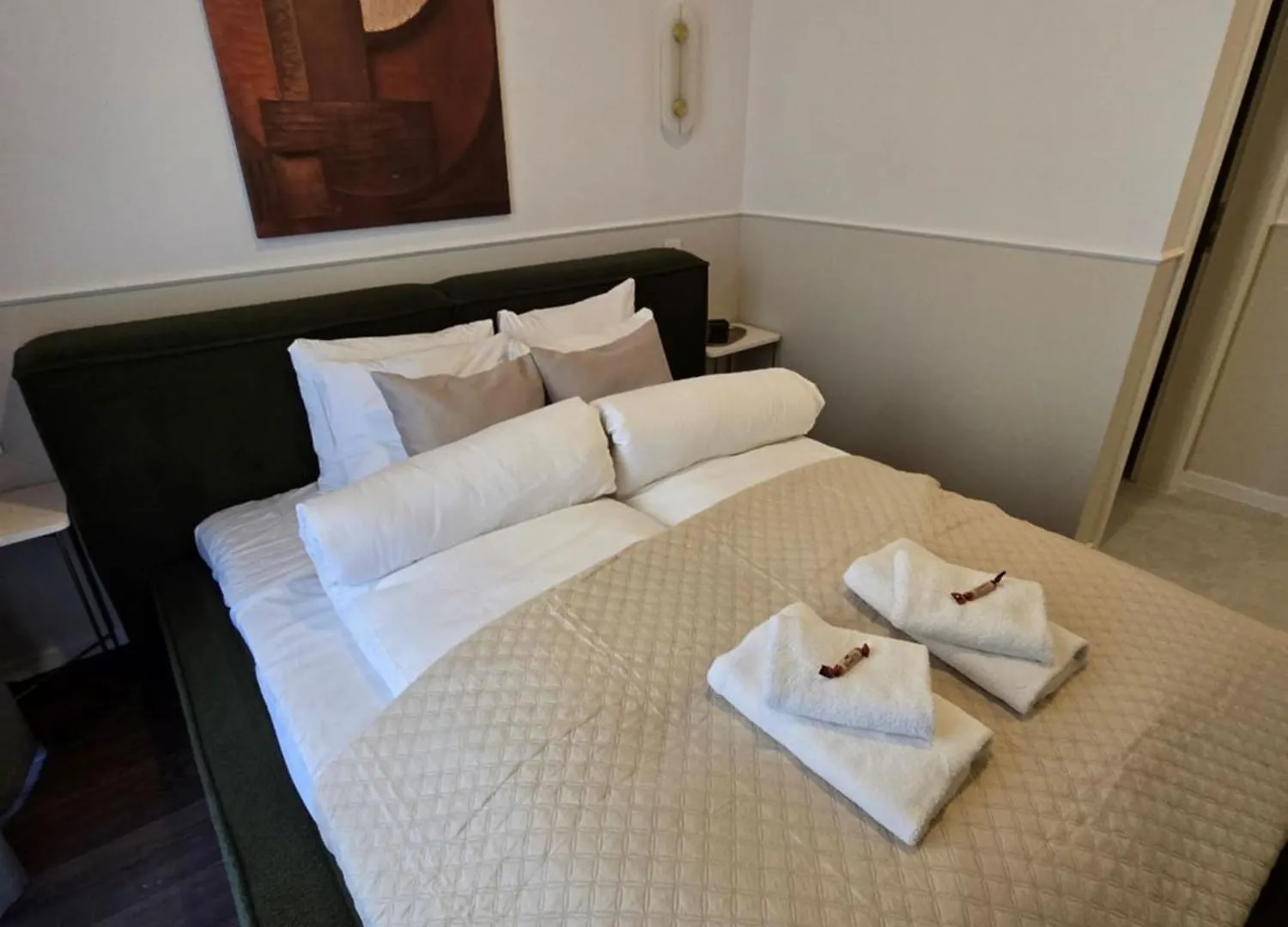 V15 Luxury Apartments In The Heart Of Budapest Hungary