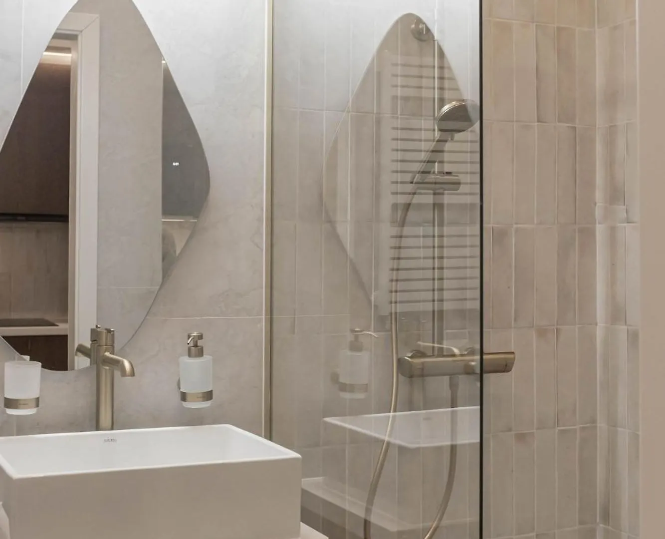 V15 Luxury Apartments In The Heart Of Budapest Hungary